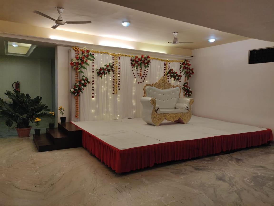 Hotel Fort View Tikamgarh Ngoại thất bức ảnh